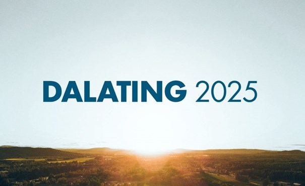 Dalalandskap med texten Dalating 2025